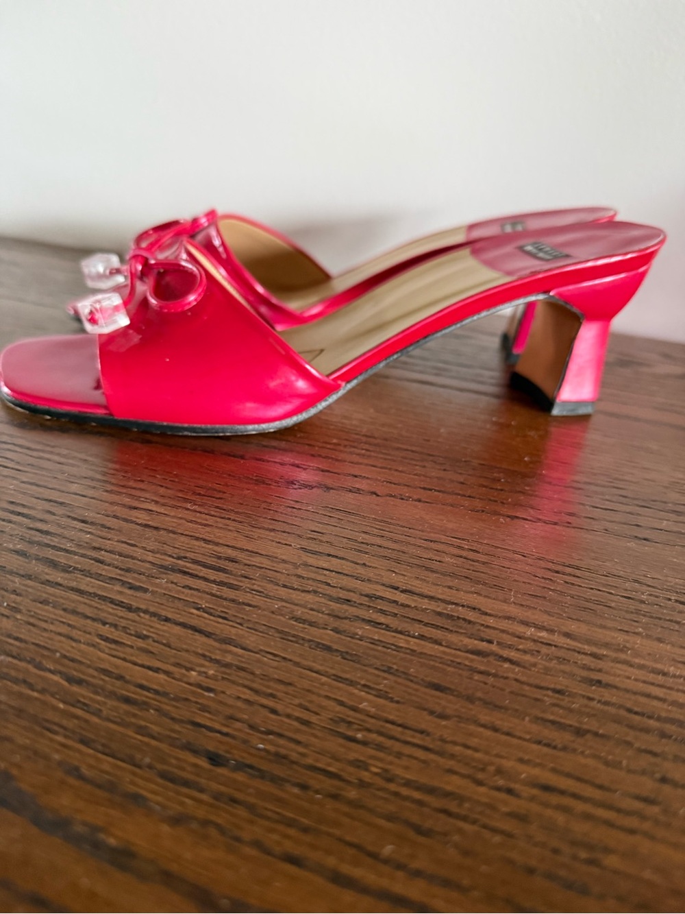 Stuart Weitzman Hot Pink Open-Toe Mule Heels with Bow - Picture 3 of 6